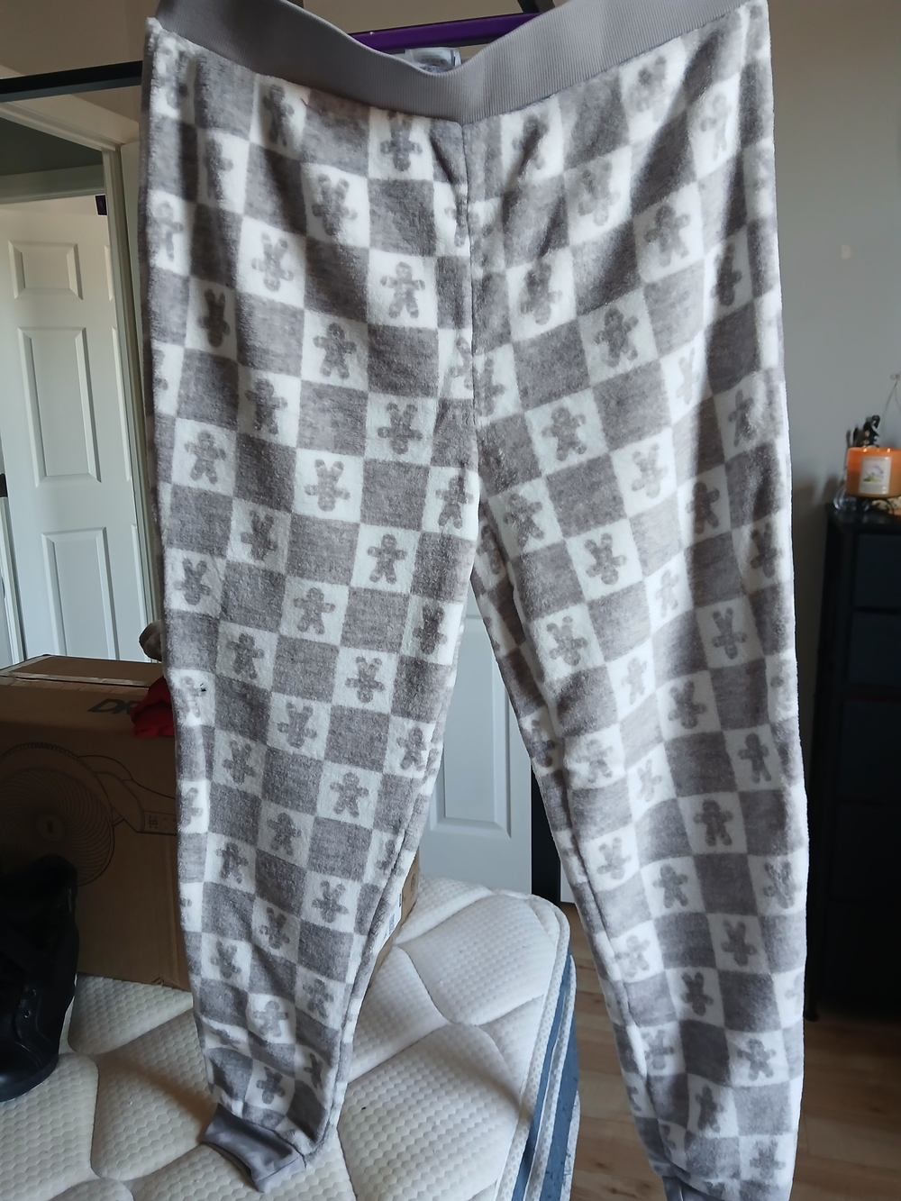 Ardene Gray and White Checkered Gingerbread Pajama Pants